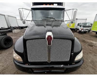 Kenworth T270 Grille
