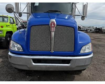 Kenworth T270 Grille