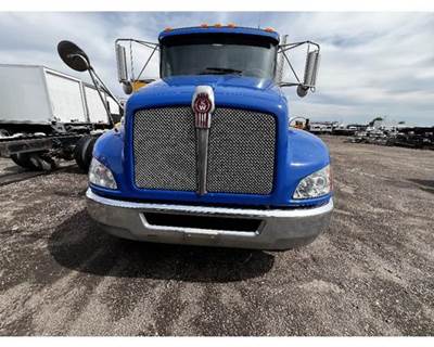 Kenworth T270 Grille