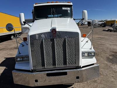 Kenworth T800 Grille