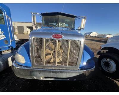 Used 2013 Peterbilt 337 Grille Assembly