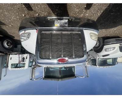 Used 2013 Peterbilt 337 Grille Assembly