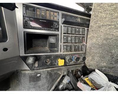 Mack Pinnacle CXU612 HVAC ECM for a Mack CXU612