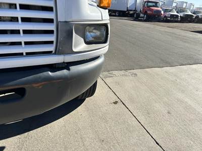 GMC C5500 Right Headlight Assembly