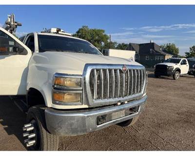 International CV Headlight Assembly