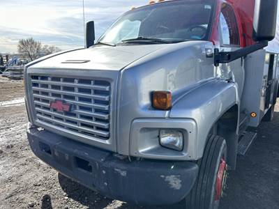 Chevrolet C6500 Hood