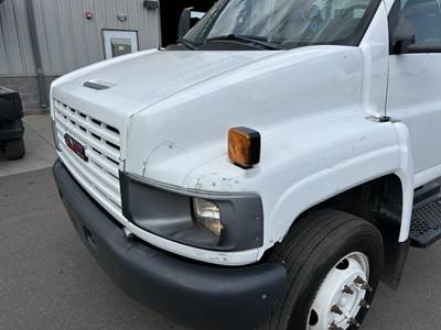 GMC C5500 Hood