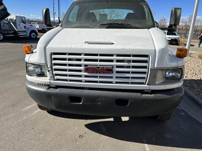 GMC C5500 Hood