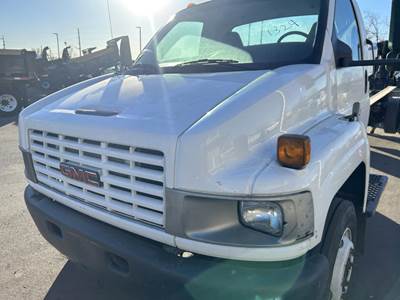 GMC C5500 Hood