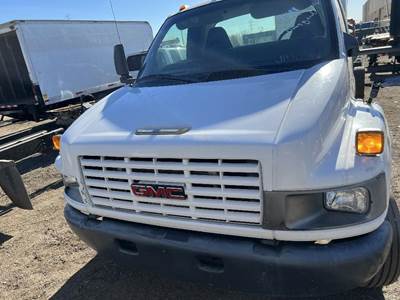 GMC C5500 Hood