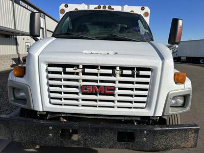 GMC C6500 Hood