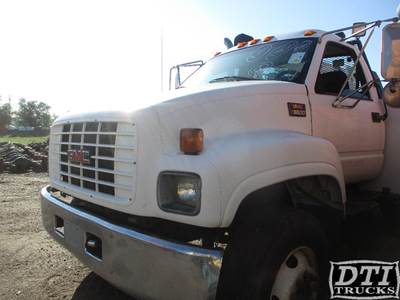 GMC C6500 Hood