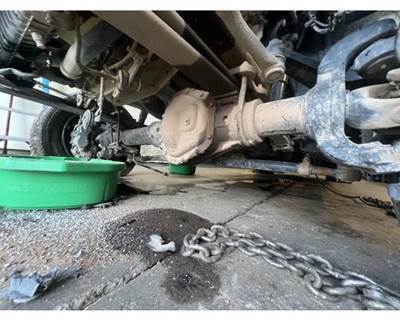 Chevrolet C4500 Hub