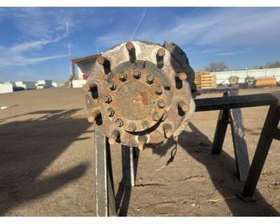 Chevrolet C6500 Hub