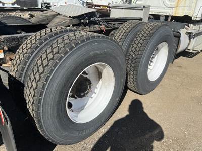 Freightliner Cascadia Hub