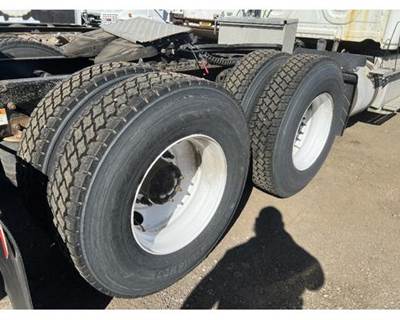 Freightliner Cascadia Hub