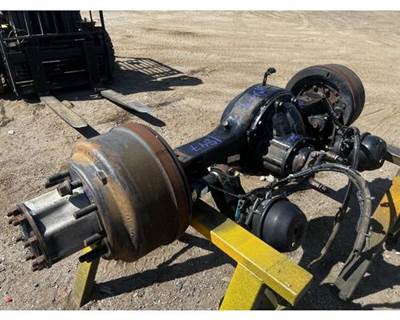 Freightliner FL60 Hub