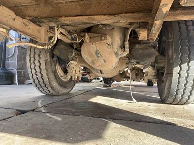 Freightliner M2 106 Left Hub