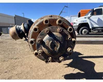 Freightliner M2 106 Hub