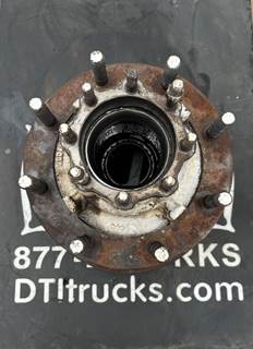 GMC C5500 Left Hub