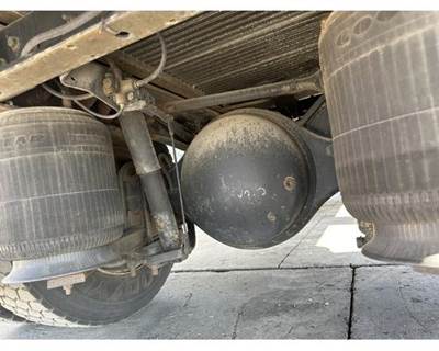 International 4200 Hub