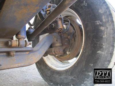 International 4300 Hub