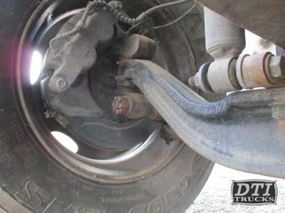 International 4300 Hub