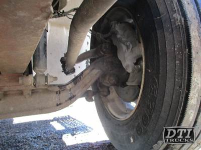 International 4300 Hub