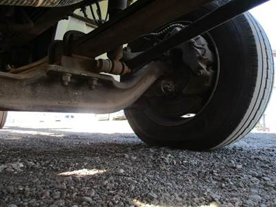 International 4300 Hub