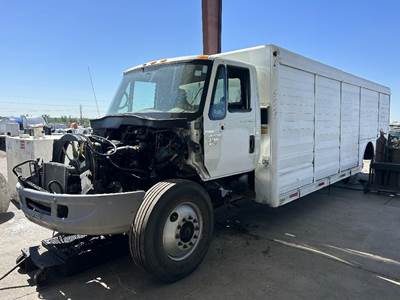 International 4300 Hub