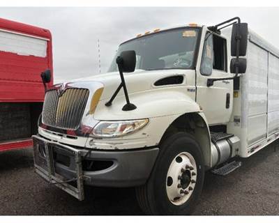 International 4300 Hub