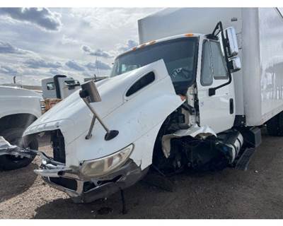 International 4300 Hub