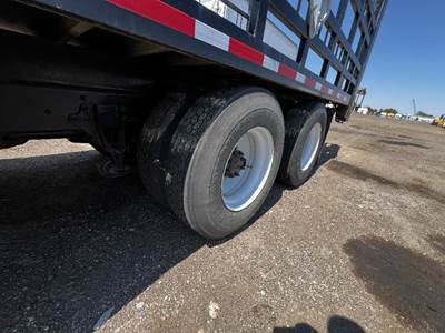 International 4400 Hub