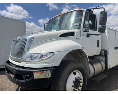 International 4400 Hub