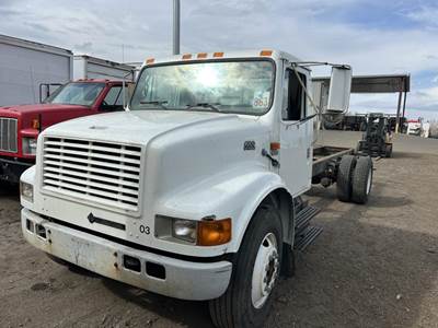 International 4700 Hub