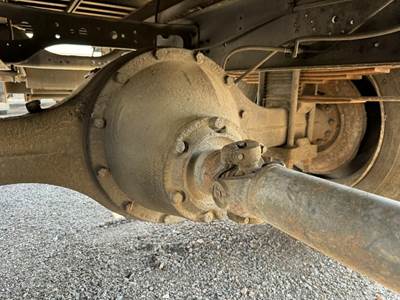 International 4700 Hub