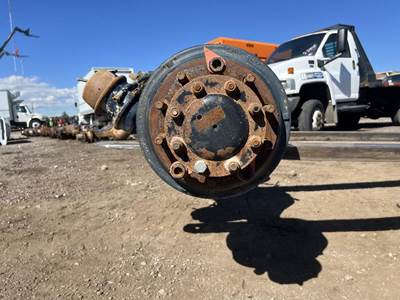 International 7500 Hub