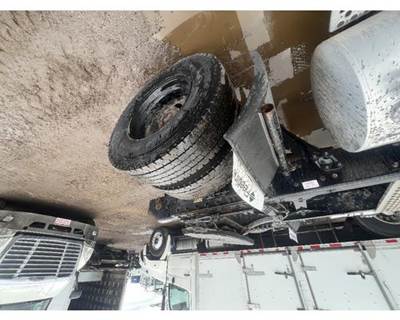 Kenworth T800 Hub
