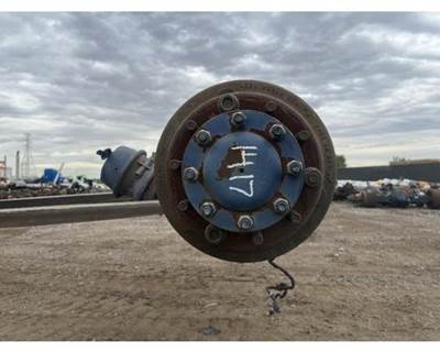 Peterbilt 337 Hub