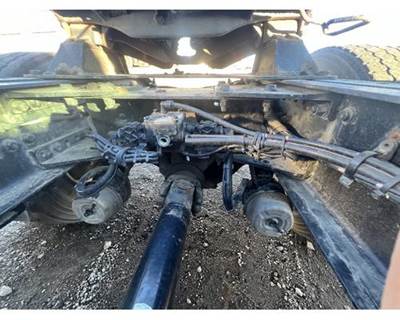 Peterbilt 337 Hub