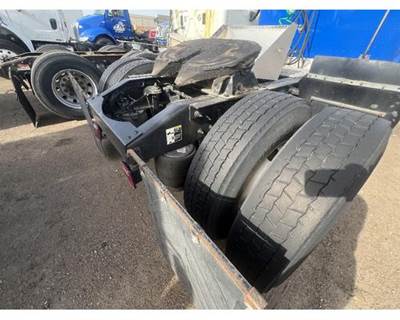 Peterbilt 337 Hub