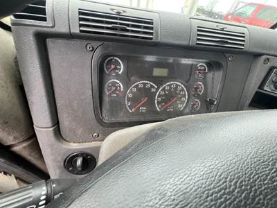 Freightliner Cascadia Instrument Panel Cluster