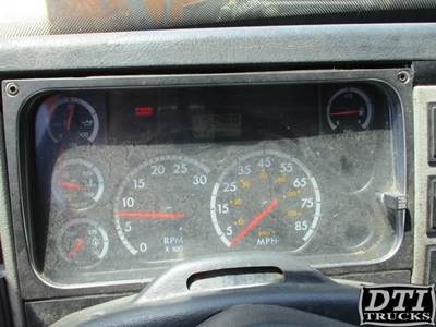 Freightliner FL60 Instrument Panel Cluster