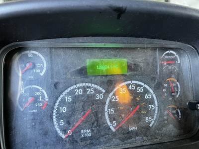 Freightliner M2 106 Instrument Panel Cluster