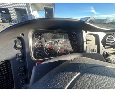Freightliner M2 106 Instrument Panel Cluster