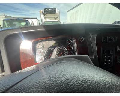 Freightliner M2 112 Instrument Panel Cluster