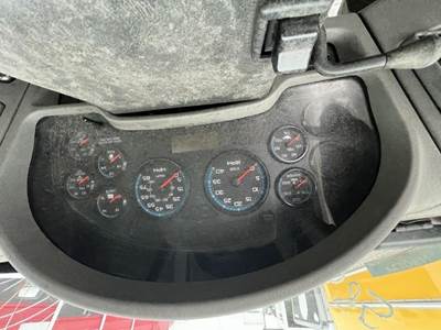 International 4300 Instrument Panel Cluster