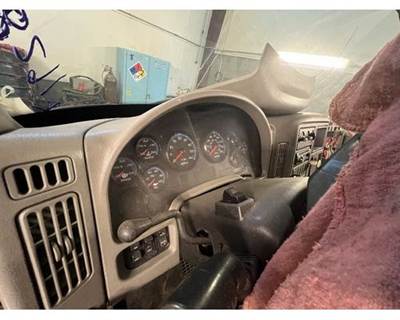 International 4300 Instrument Panel Cluster