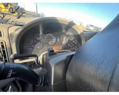 International 4300 Instrument Panel Cluster