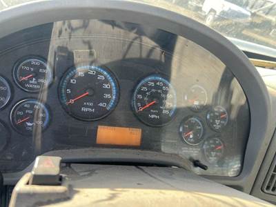 International 4400 Instrument Panel Cluster